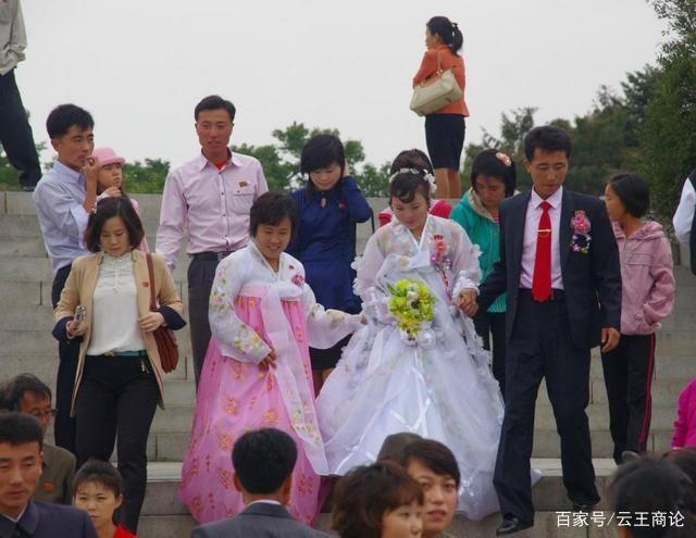 一个月仅300元,朝鲜工资这么少,为何当地人却很幸福?