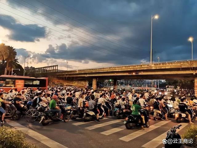 蒸发240亿!痴迷高科技的网红车企,为何被对手反超?