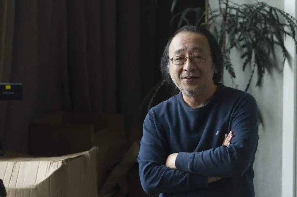 当一个65岁的人不想退休，靠写作为生