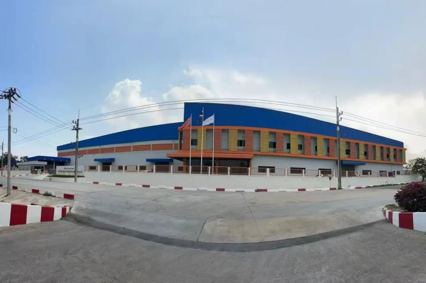 谁在买10万一平的越南豪宅？涌入东南亚的「中国老板」，带飞房价