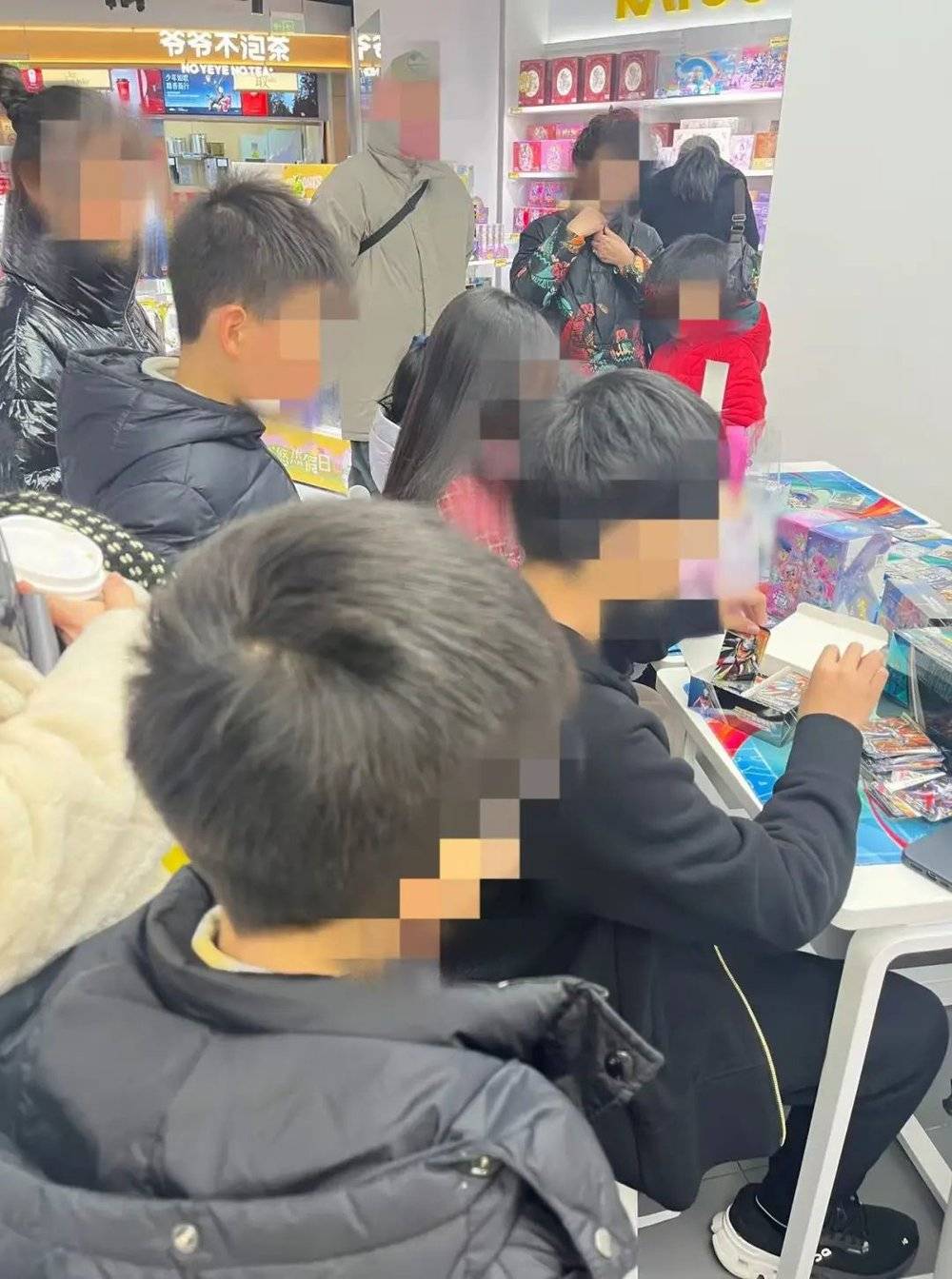 卡牌「哪吒」的隐秘营生