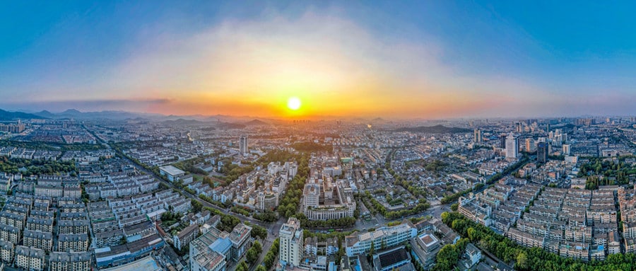 城市24小时 | 竞逐万亿赛道，浙江第四城甩出「大手笔」