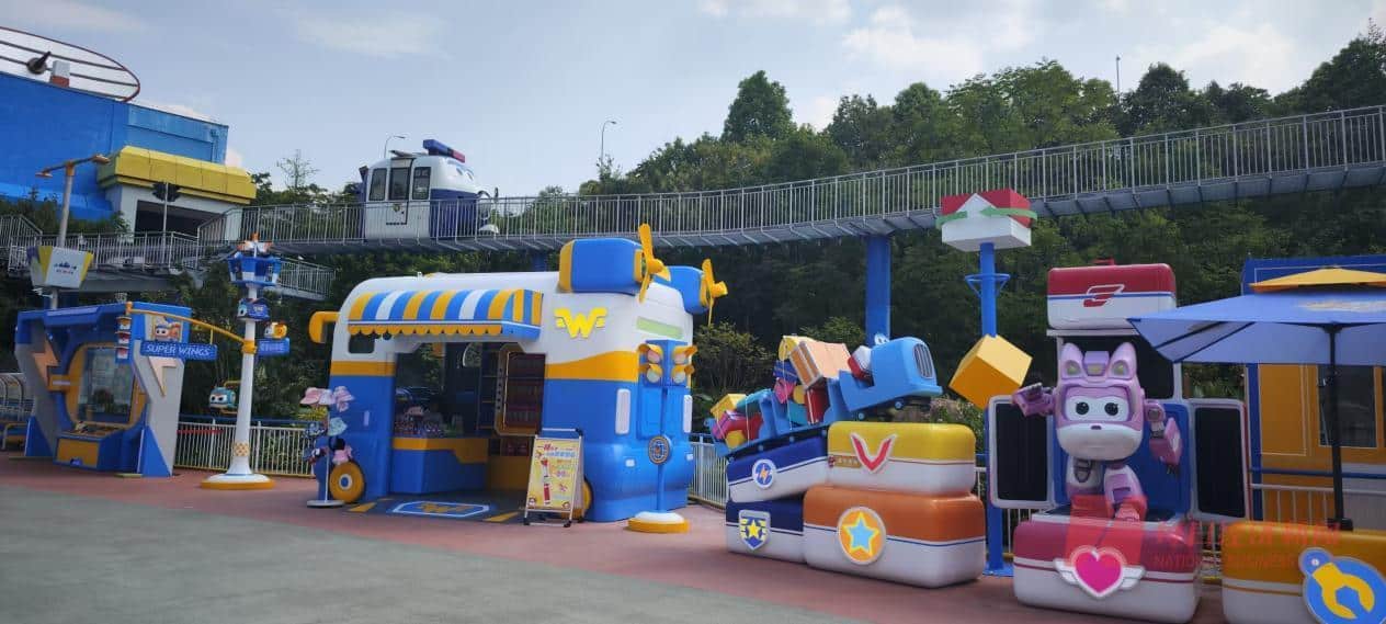 这个文旅巨头3年亏损超260亿元 承载了几代人记忆的欢乐谷能否冲破「迪士尼们」的围攻？