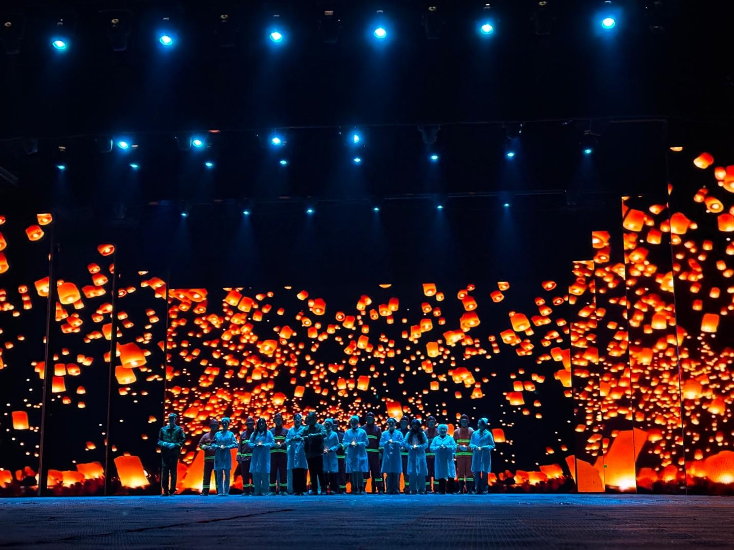 宋城演艺2024年扭亏为盈，多地千古情景区营收反而缩水，轻资产扩张能解「规模不经济」困局吗？