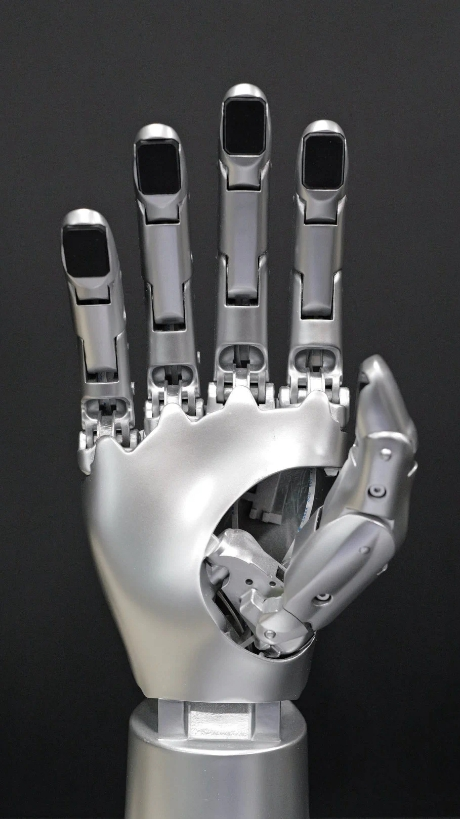 聚焦人形机器人「电子皮肤」：年出货千只灵巧手已算「大量」，下游应用场景仍需加强开发