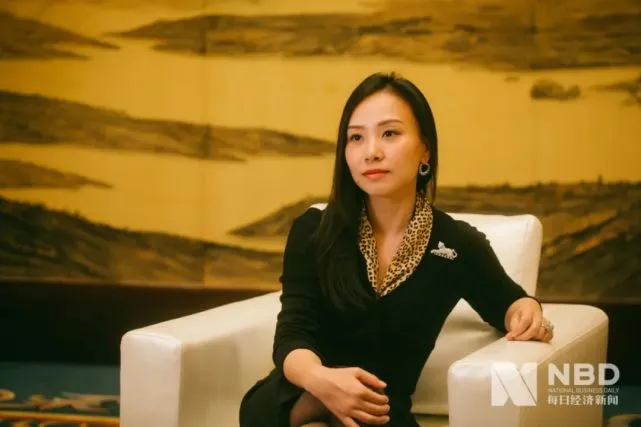 400亿巨头迎新总裁，80后董事长发声：比较好地走出了最低谷阶段，「非常不容易」！刘永好已退出董事会