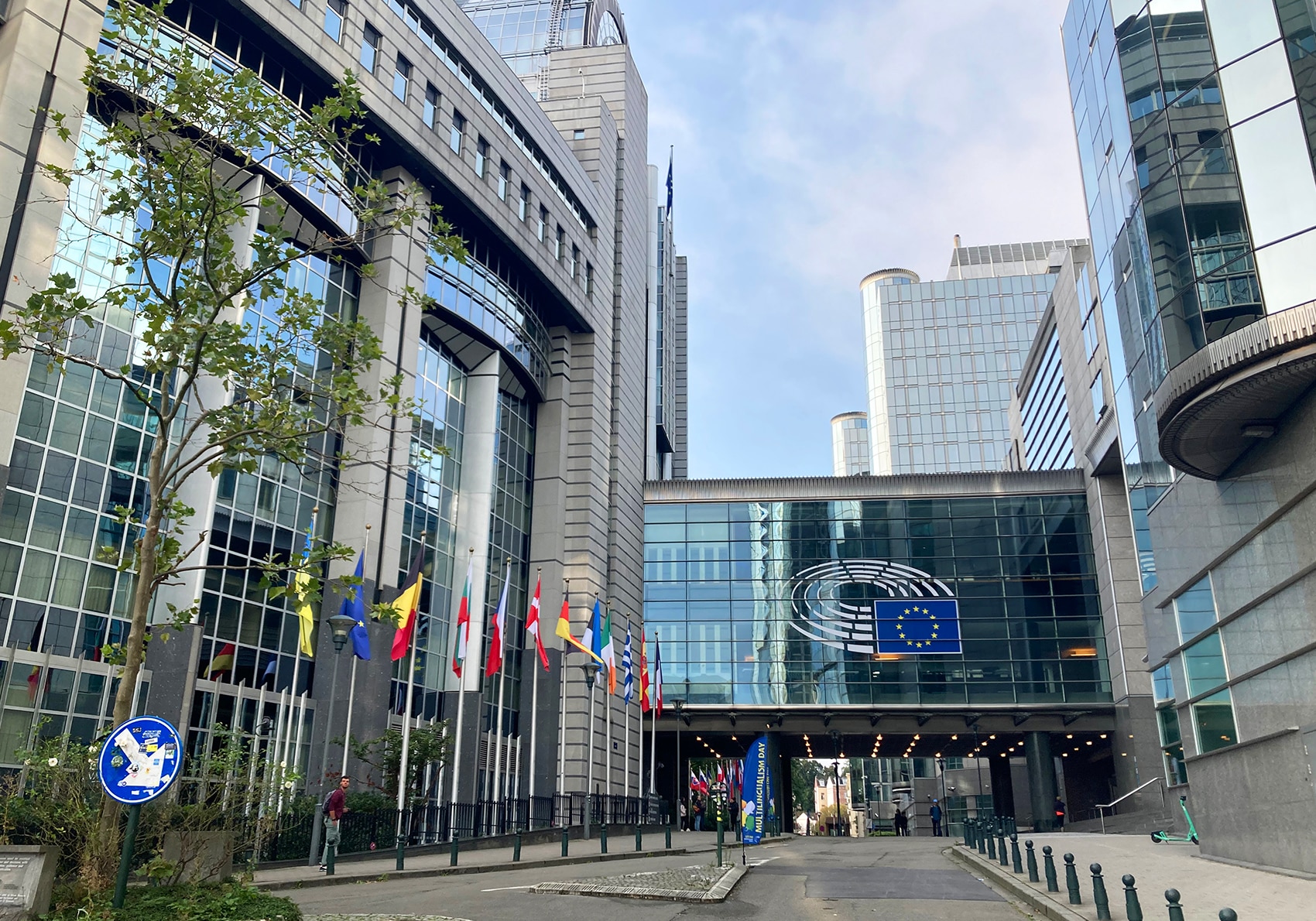 美官员：「对等关税」将准时生效，「企鹅岛」也不例外！欧盟主席：已准备好反制！英国首相也发声了