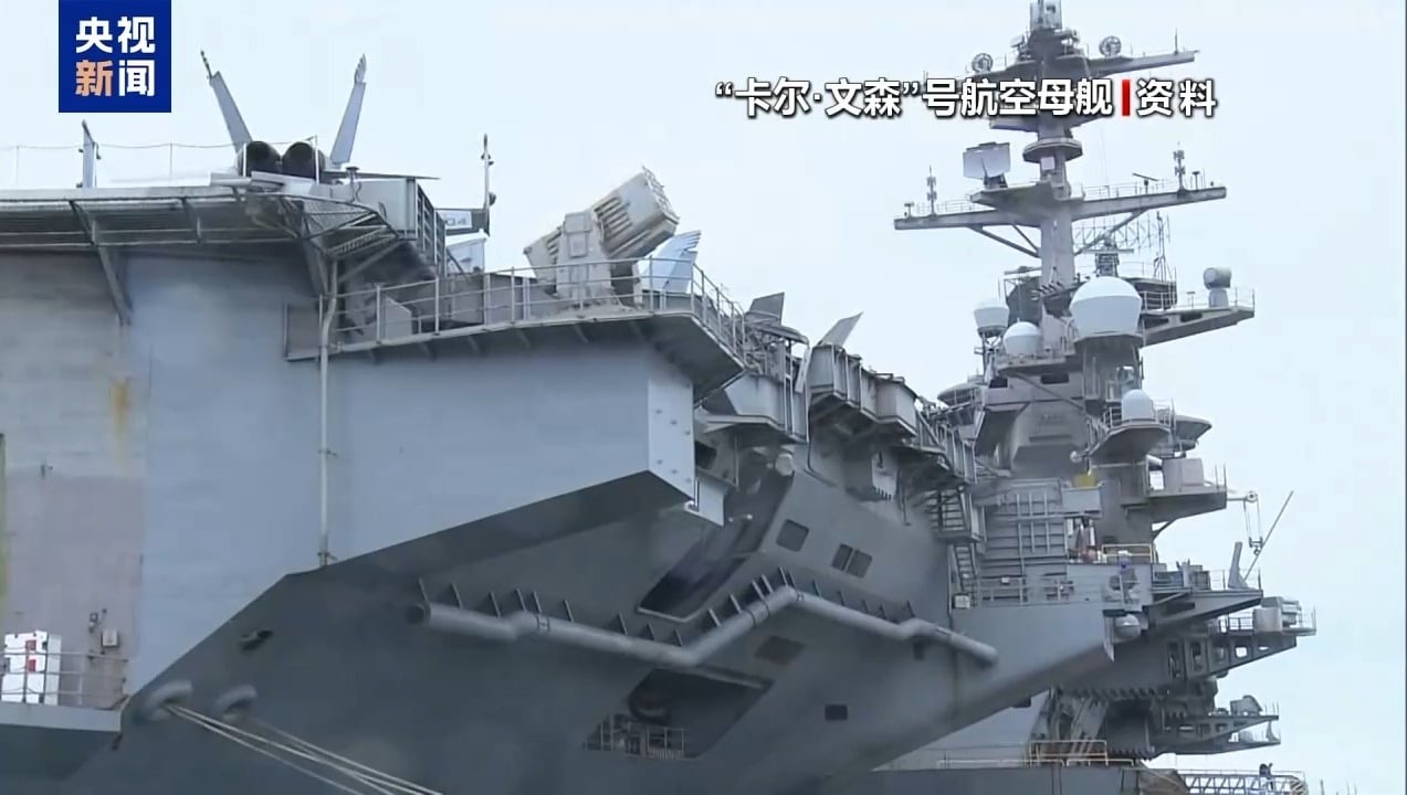 无视战机坠海，美国双航母战斗群最新动向！