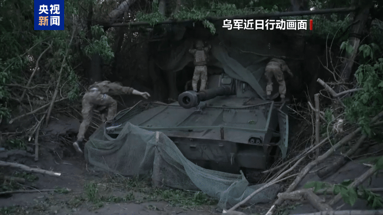 俄罗斯称在多地摧毁112架乌无人机！佩斯科夫：普京拟访问顿涅茨克与卢甘斯克，俄方决定在俄乌边境建立安全缓冲区