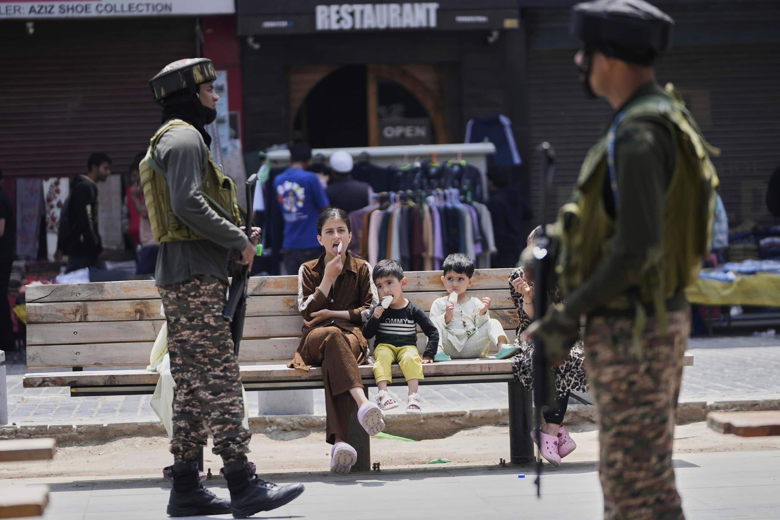 巴基斯坦宣布，禁止印度船只入港！