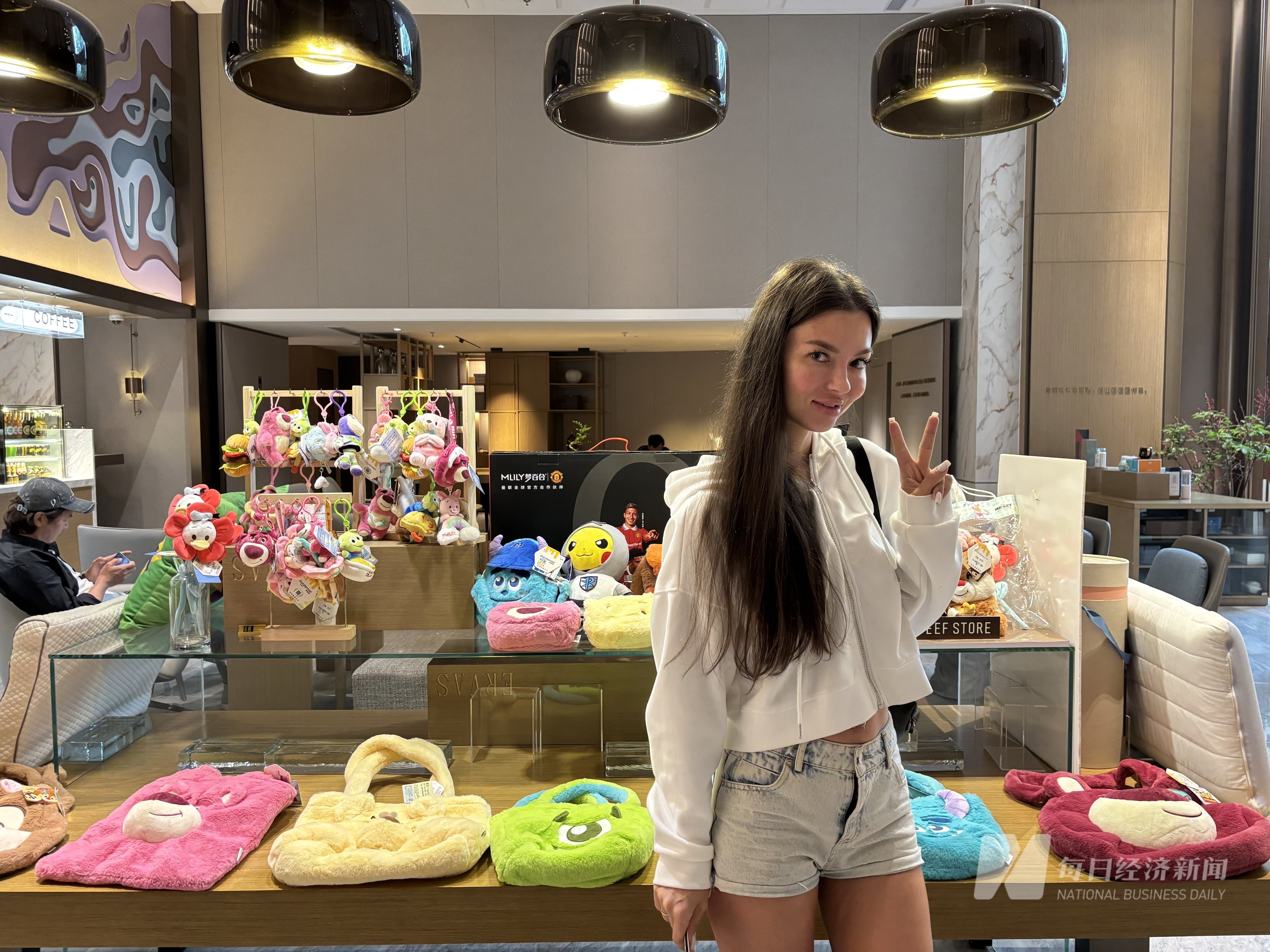 免签「朋友圈」再扩容，这里住客九成已是外国人⋯⋯China Travel带火酒店生意