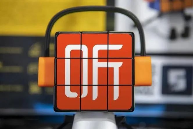 腾讯音乐与喜马拉雅的「双向奔赴」，能否撬动音频全球化红利？