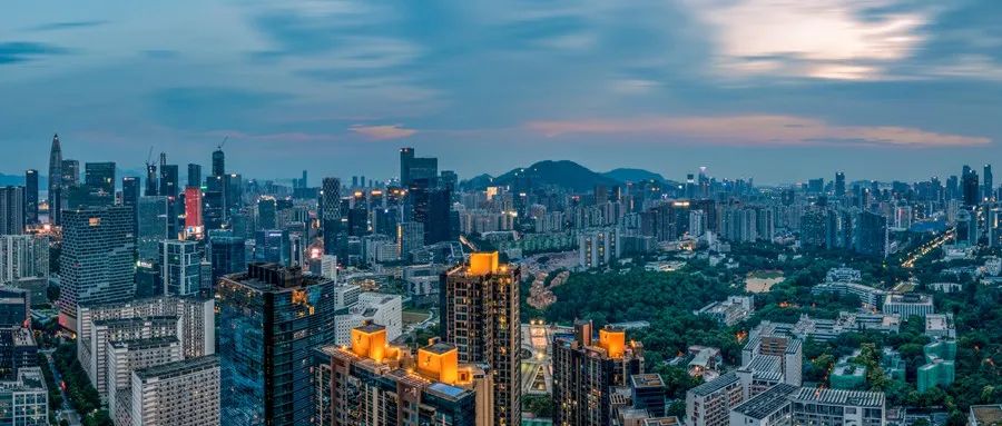 疯狂补短板，一个「超级枢纽」城市来了