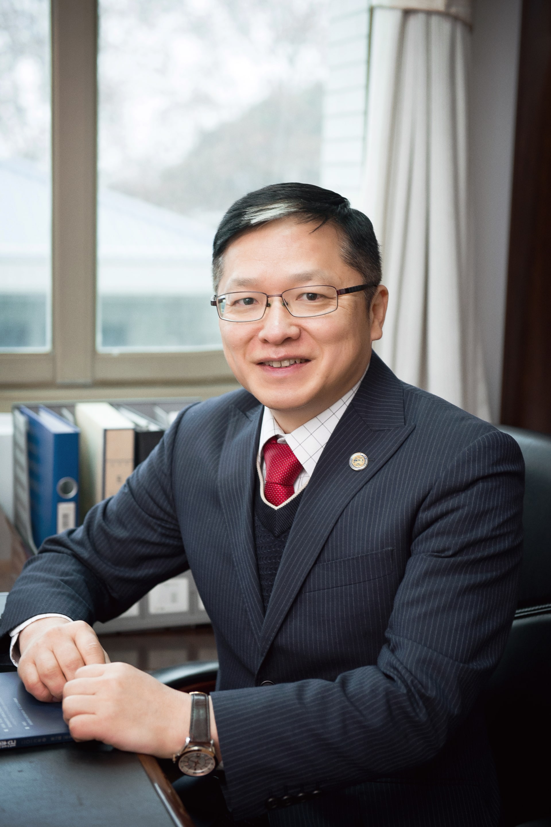 专访香港国际金融学会会长宋敏：「制度先行」有助于香港探路稳定币发展路径，应锚定跨境贸易等实体经济「主战场」