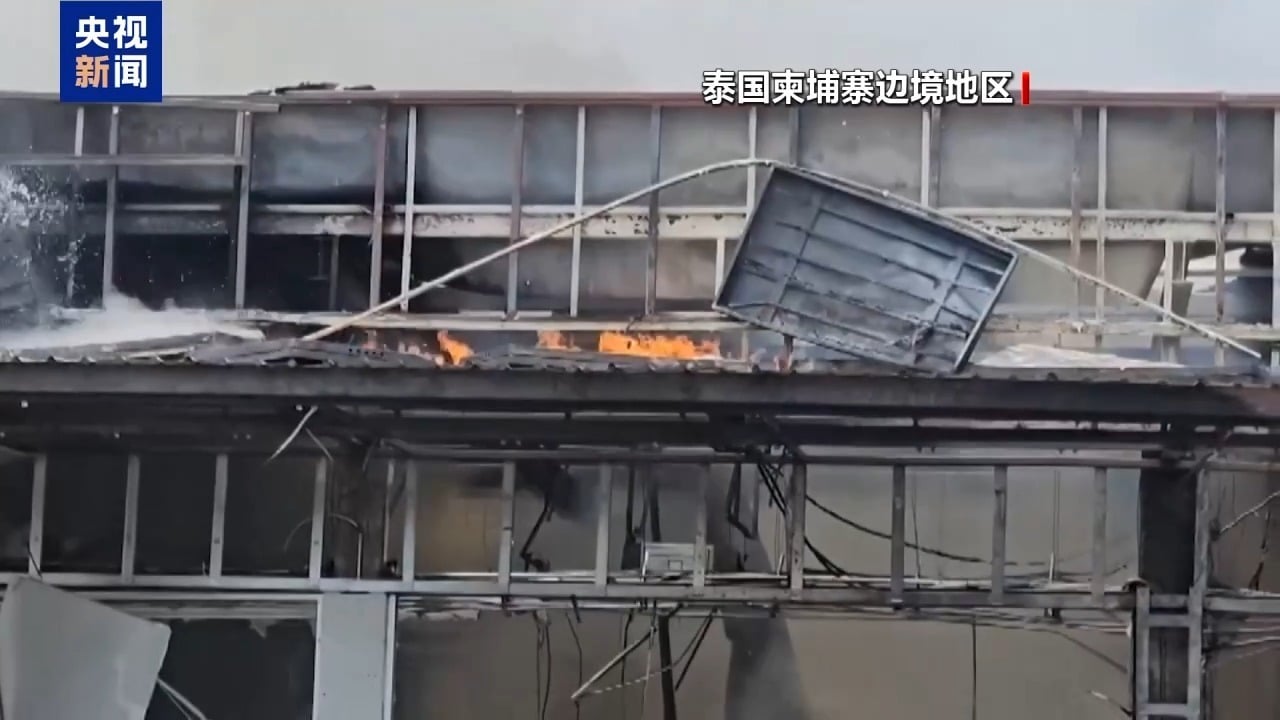 泰柬边境冲突已致19名泰国人死亡！柬埔寨国防部声明：泰国部署了大规模军事力量，摧毁民用基础设施和世界遗产