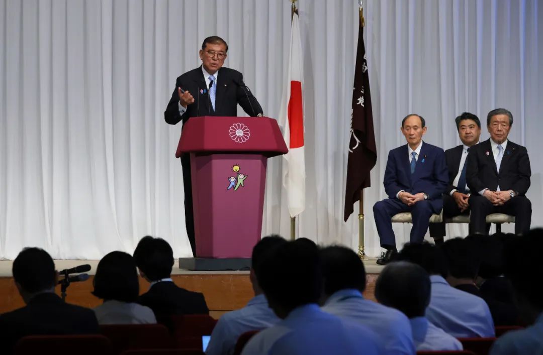 历史性惨败！石破茂致歉并重申留任，前首相麻生太郎：不会允许！日本首相又要换人了吗？