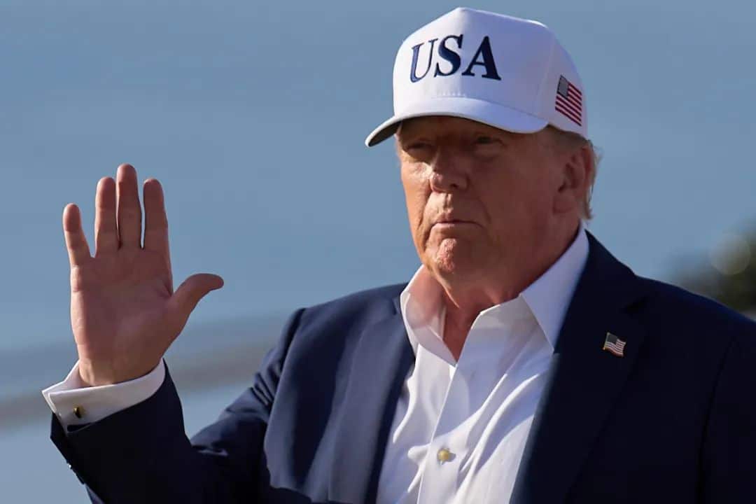 索赔100亿美元，特朗普起诉默多克和《华尔街日报》记者！美司法部出手，要求法院解封爱泼斯坦案大陪审团记录