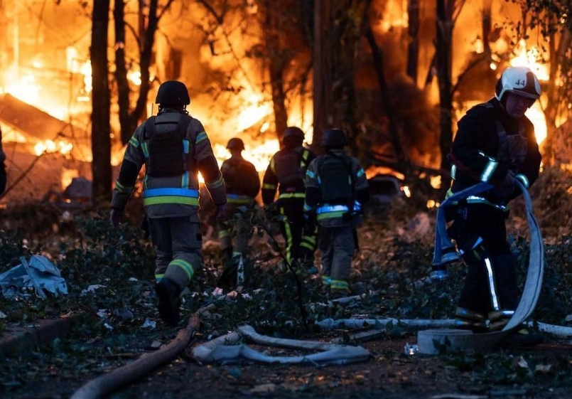 近550件空中武器！泽连斯基称俄对乌发动空袭：迄今为止最大规模之一！乌军：击落478个目标！特朗普：将与泽连斯基通话