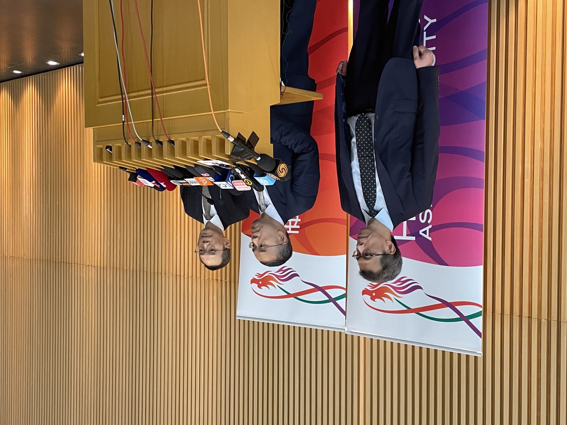 香港特区政府办公场所饮用水造假风波：供应商冒用内地品牌