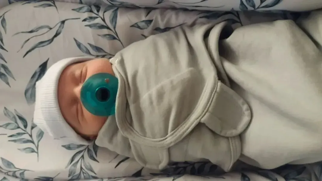 胚胎冷冻31年，「世界最年长婴儿」诞生！他亲姐姐已是30岁妈妈，现在父母也才30多岁