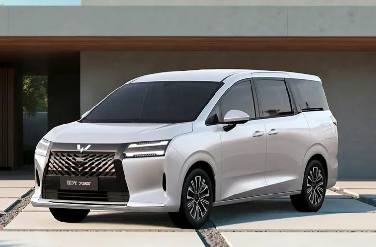 车展速递丨五菱星光730亮相  将推右舵版本全球车型