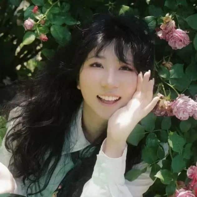 她，96年出生，已任浙大博导