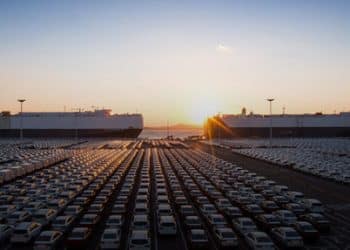 电动汽车需求增加推动 韩国汽车8月份出口额出口量同比均增加