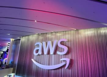 亚马逊云科技全球上架Qwen3与DeepSeek-V3.1模型，更多细节披露