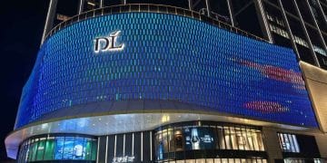 49 岁重启周记 29 ：顶流胖东来，进超市要排队，人流多到像早高峰的北京地铁