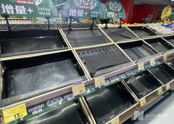 迎战超强台风「桦加沙」：香港沙包派发增3倍、多区商铺关停，深圳实行「五停」、封闭部分地下通道