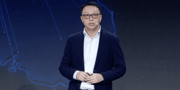 阿里吴泳铭云栖大会最新演讲：未来5年全球AI投入将超4万亿美元