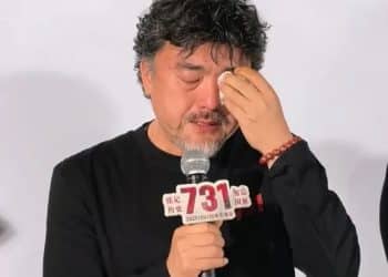 《731》全球首映，定在哈尔滨！黑龙江省委书记许勤、省政协主席蓝绍敏现场观看，导演赵林山泪洒首映式，首日预售票房已破亿