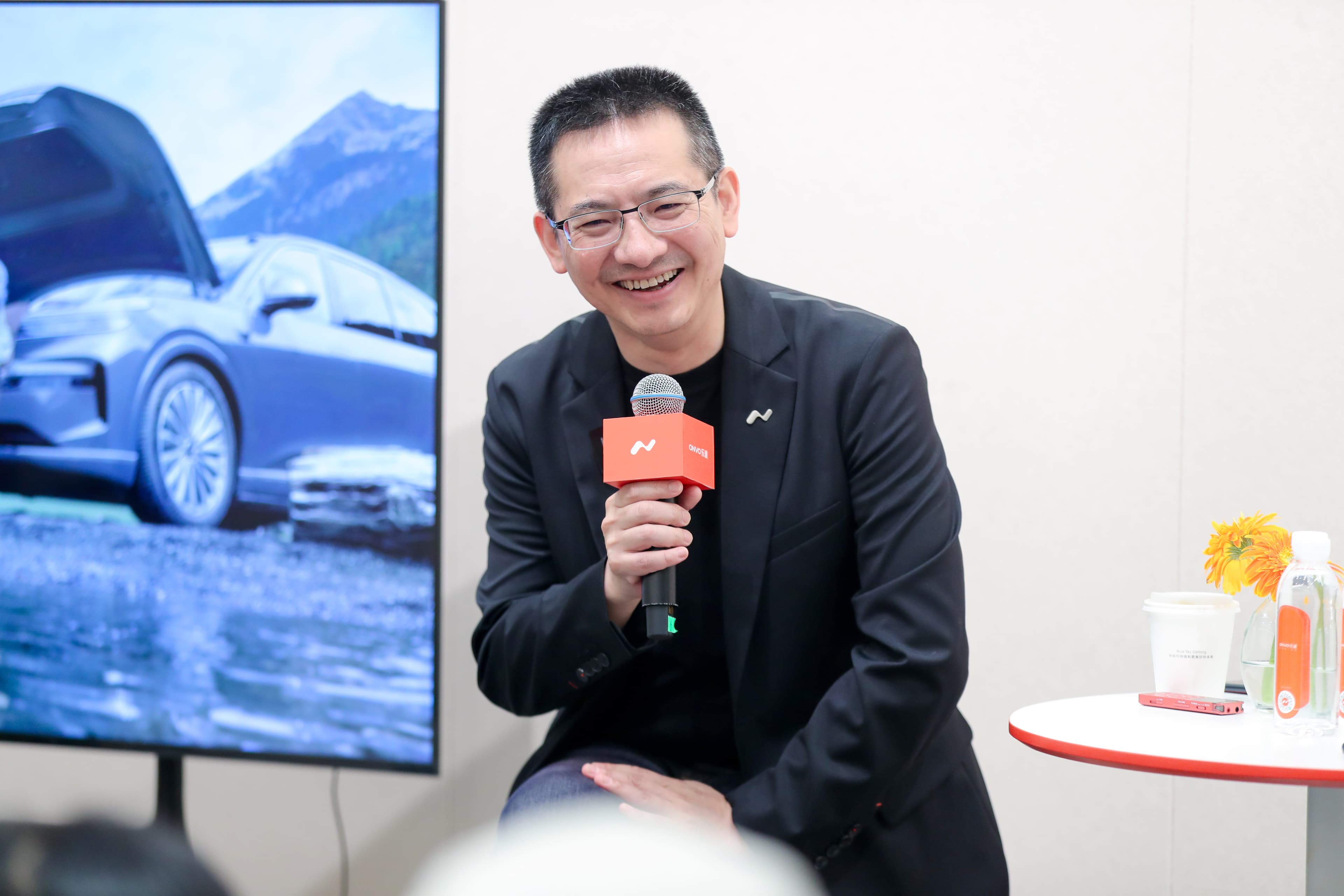 车展季·大咖说丨蔚来秦力洪：公司穿越了「风暴」周期，今年三季度是转折点