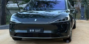 华为、北汽深化合作后推新车！鸿蒙智行首款旅行车享界S9T 30.98万元起售，余承东：这个价格诚意满满