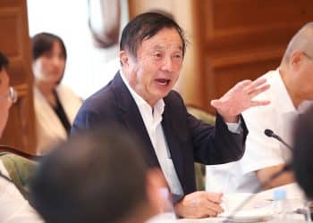 东风汽车与华为高层会谈！任正非：车的最高级别就是安全