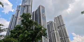 大量老房仍未拆除，120亿元「天价入股」遭紧急澄清！这个深圳旧改「巨无霸」何去何从？