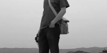 数百人送别云海肴创始人赵晗，挚友：他是个运动爱好者，一出现就是笑；员工：他是没架子、坐经济舱的「非典型老板」