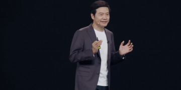 雷军动情复盘小米造芯！「难以言说的焦虑 压力让人窒息」