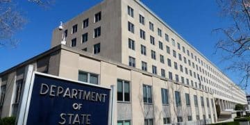 特朗普最新签署！对这类签证加收10万美元 否则不得入境