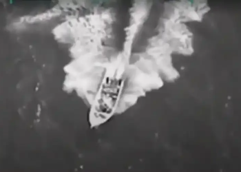 美军跨洋摧毁「委内瑞拉运毒船」打死11人 合法吗？