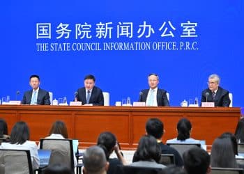 「十四五」金融业答卷亮眼：170万亿精准滴灌实体经济