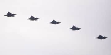 美军F-35战机现身波多黎各，委渔船遭美国驱逐舰非法扣押，委内瑞拉发声：是直接挑衅