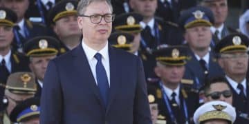 中国导弹亮相塞尔维亚阅兵式，现场视频：红旗-22、红旗-17等装备亮相