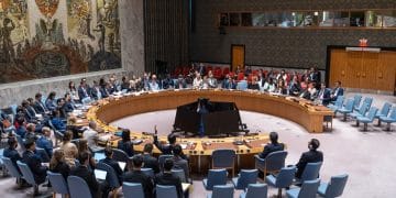 欧美强搞制裁！伊朗强硬回应：不合理、不合法、不放弃！伊朗批美国……