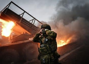 克宫：俄乌谈判「暂停」，乌军称袭击俄罗斯重要港口！北约宣布部署「东方哨兵」防御东翼领空