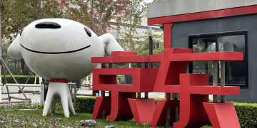 吞下达达后，京东物流如何破解与德邦的「左右互搏」？