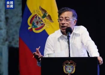 哥伦比亚宣布驱逐以色列全部外交人员，佩特罗发声！土耳其谴责以袭击「全球坚韧船队」，意大利多地爆发示威活动