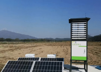 AI如何「赋能」农业：自动浇水施肥，高温自动降温｜「长假走中国•AI探热度」系列报道⑧