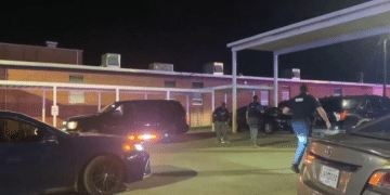 美国密西西比州一夜发生两起校园枪击案！已致6死多伤