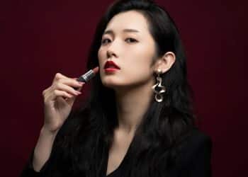 多个大牌化妆品被检出苏丹红？多款产品连夜下架，部分仍在售，品牌方回应！疑似原料供应商被曝光